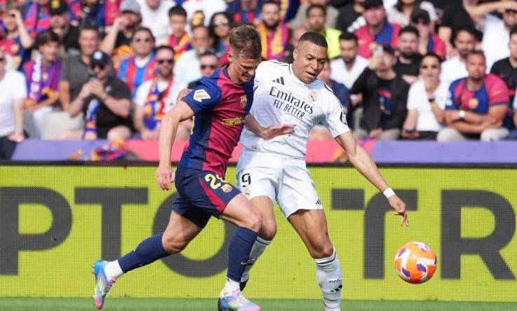 欧冠15冠王皇马2-1力克巴萨，终结4连败，甩开5分争冠稳了